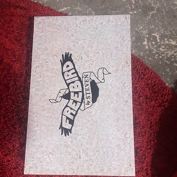 Freebird boots - COALS - stone brand new. Never worn size 8 no longer made - Picture 9 of 9